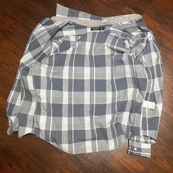NAUTICA SLIM FIT button down long sleeve shirt Blue size Large EUc - Picture 5 of 13